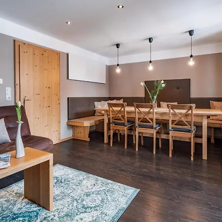 Chalet Active